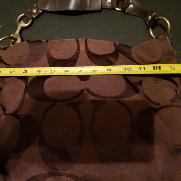 Chocolate coach signature hobo - Picture 12 of 13